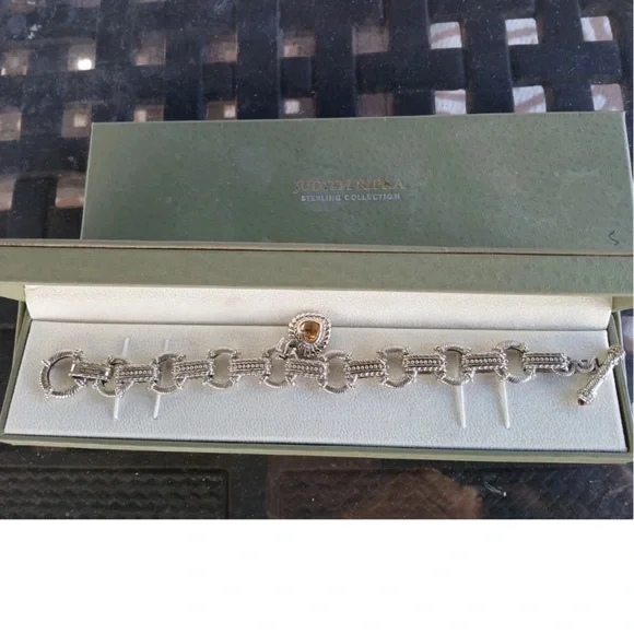 DESIGNER JUDITH RIPKA STERLING SILVER HEART CITRINE STONE TOGGLE CLASP BRACELET - Picture 4 of 6